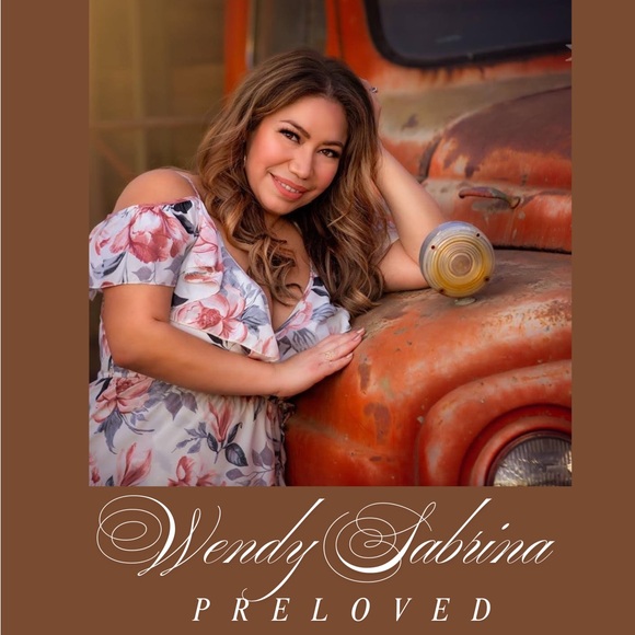 posh live Other - 💋 LIVE SHOW NOTIFICATION & FREE SHIPPING GIVEAWAY 💋